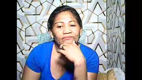 Snapshot of betty_83 chatting on February 20, 1:22 pm betty_83 online show from February 20, 1:22 pm