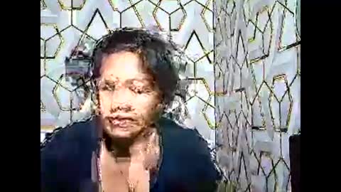 Snapshot of betty_83 chatting on February 25, 12:48 pm betty_83 online show from February 25, 12:48 pm