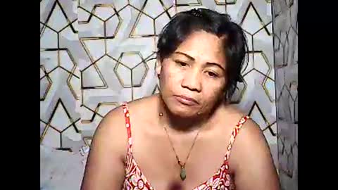 Snapshot of betty_83 chatting on March 2, 12:46 am betty_83 online show from March 2, 12:46 am