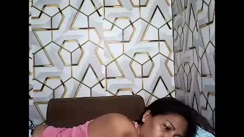 Snapshot of betty_83 chatting on March 25, 12:49 am betty_83 online show from March 25, 12:49 am