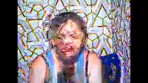 Snapshot of betty_83 chatting on May 15, 12:01 pm betty_83 online show from May 15, 12:01 pm