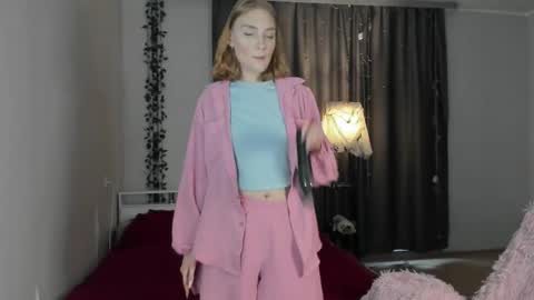 Dory make me happier online show from September 12, 2:44 am