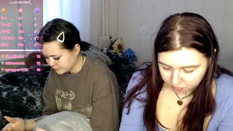 Snapshot of bettyandrich chatting on January 25, 11:44 am Betty and Rich online show from January 25, 11:44 am