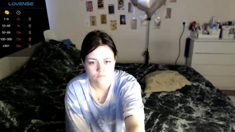 Snapshot of bettyandrich chatting on October 25, 8:55 am Betty and Rich online show from October 25, 8:55 am