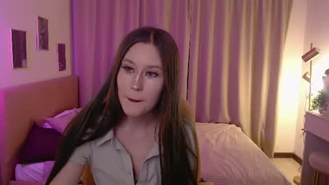 Katie online show from June 9, 11:22 am