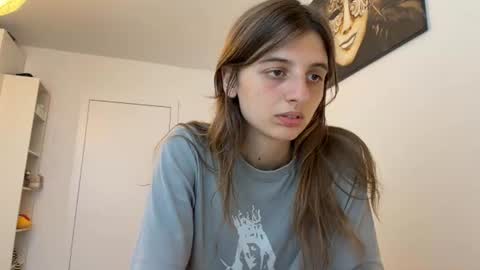 Lina online show from August 7, 4:53 pm
