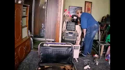 Snapshot of beverlyqcynia chatting on November 13, 12:26 pm BeverlyQCynia online show from November 13, 12:26 pm