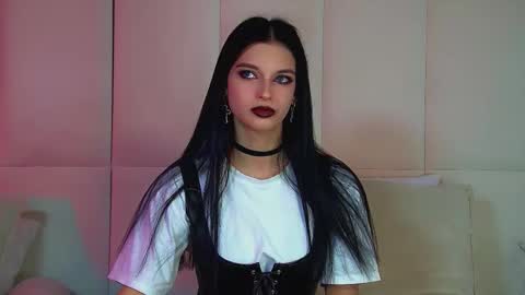 Beverly online show from March 18, 6:55 pm