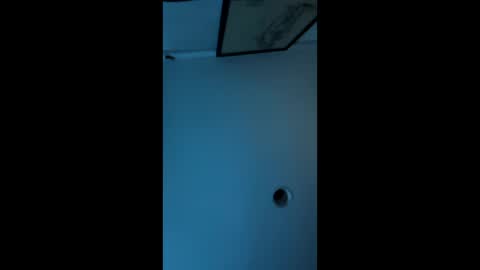 Snapshot of bgiamba21 chatting on December 18, 7:47 am bgiamba21 online show from December 18, 7:47 am