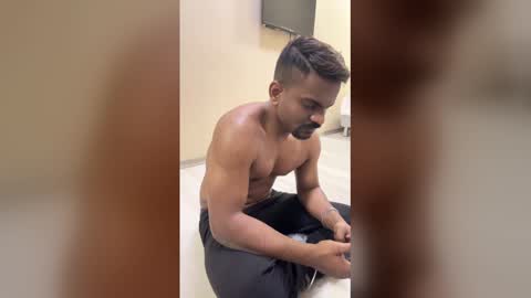 Snapshot of bhagihero chatting on February 25, 7:01 pm bhagihero online show from February 25, 7:01 pm