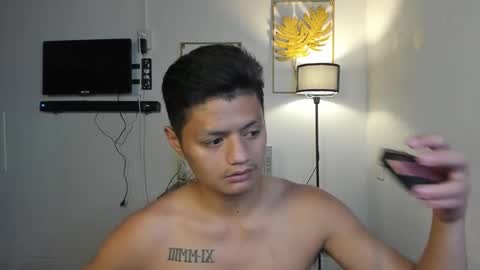 bhillrhey121103 online show from March 6, 9:06 am