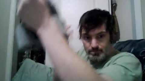 Snapshot of bi247261 chatting on February 5, 8:41 am bi247261 online show from February 5, 8:41 am