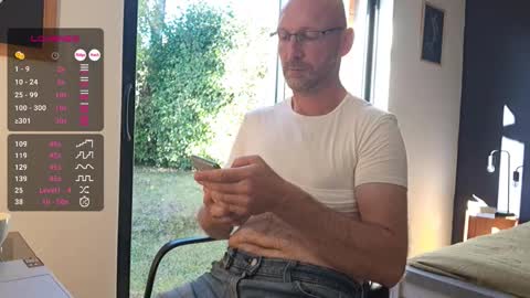 Snapshot of bi_french69 chatting on September 30, 8:30 am My name is David and if you like public exhibitions you wont be disappointed with me LoL - My favorite vibes is 44 online show from September 30, 8:30 am