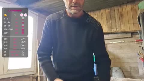 Snapshot of bi_french69 chatting on October 30, 11:55 am My name is David and if you like public exhibitions you wont be disappointed with me LoL - My favorite vibes is 44 online show from October 30, 11:55 am