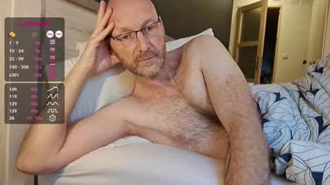 Snapshot of bi_french69 chatting on January 15, 9:03 am My name is David and if you like public exhibitions you wont be disappointed with me LoL - My favorite vibes is 44 online show from January 15, 9:03 am