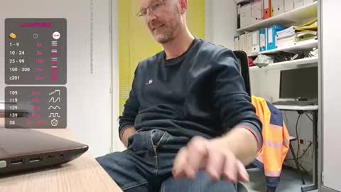 Snapshot of bi_french69 chatting on February 9, 4:44 pm My name is David and if you like public exhibitions you wont be disappointed with me LoL - My favorite vibes is 44 online show from February 9, 4:44 pm