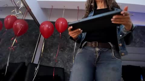 Snapshot of bianca_bella_ chatting on February 21, 1:11 am BESHA... online show from February 21, 1:11 am