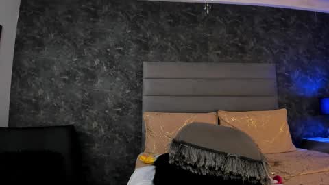 Snapshot of bianca_bella_ chatting on March 5, 5:39 pm BESHA... online show from March 5, 5:39 pm