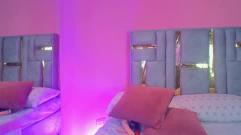 Snapshot of bianca_ks chatting on February 6, 9:22 am Bianca online show from February 6, 9:22 am