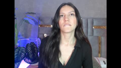 Snapshot of bianca_ks chatting on November 11, 3:06 am Bianca online show from November 11, 3:06 am