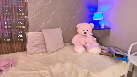 biancaa__18 online show from February 11, 7:41 pm