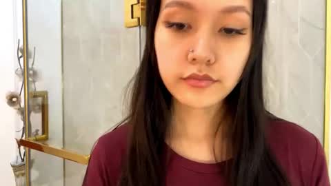 Aya online show from March 22, 5:16 pm