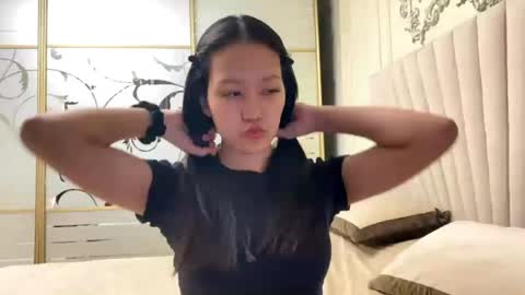 Aya online show from March 28, 6:57 am