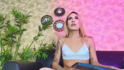 Bianca online show from February 24, 4:15 pm