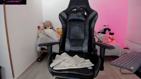 Biancastrong.. IGThebiancastrong online show from March 27, 8:26 am