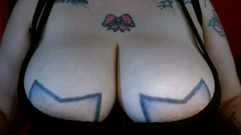 Snapshot of bianka_star_ chatting on March 4, 2:01 pm bianca online show from March 4, 2:01 pm