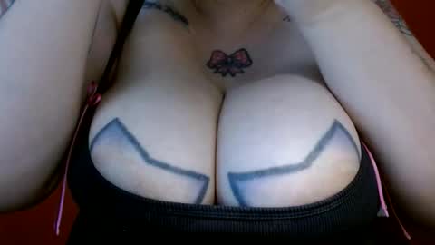 Snapshot of bianka_star_ chatting on March 25, 12:33 pm bianca online show from March 25, 12:33 pm