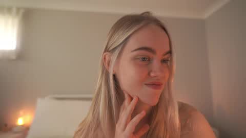 Bibi online show from March 28, 2:11 am