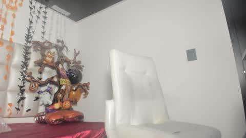 bibiana_js_ online show from October 20, 11:54 am