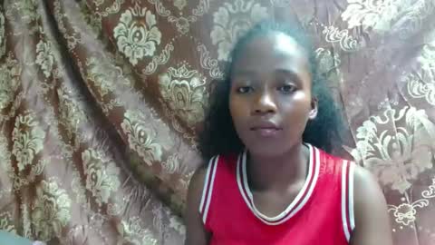 bienvenue987832 online show from March 27, 8:30 pm