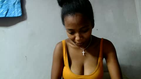 bienvenue987832 online show from May 18, 6:19 am