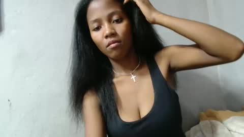 bienvenue987832 online show from May 20, 12:11 pm