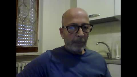 Snapshot of big23italy chatting on June 7, 12:09 pm big23italy online show from June 7, 12:09 pm