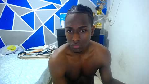 Snapshot of big_black11 chatting on December 9, 10:00 am big_black11 online show from December 9, 10:00 am