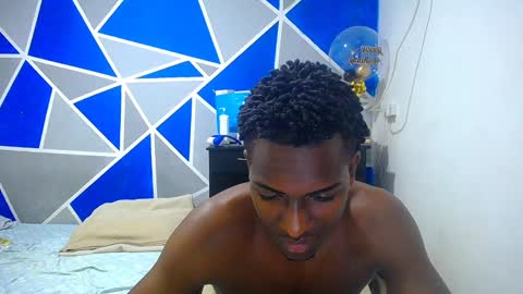 Snapshot of big_black11 chatting on December 15, 1:11 pm big_black11 online show from December 15, 1:11 pm