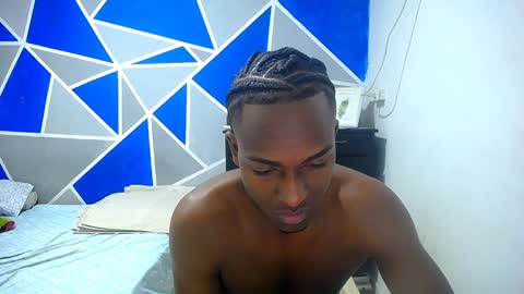 Snapshot of big_black11 chatting on December 24, 9:50 am big_black11 online show from December 24, 9:50 am
