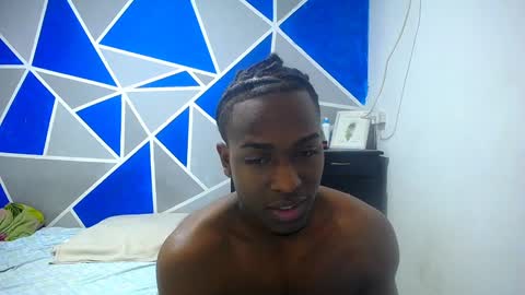 Snapshot of big_black11 chatting on January 2, 10:05 am big_black11 online show from January 2, 10:05 am