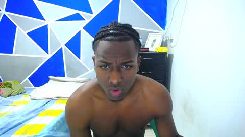 Snapshot of big_black11 chatting on January 26, 12:33 pm big_black11 online show from January 26, 12:33 pm