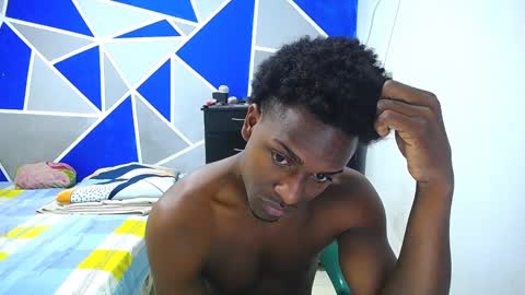 Snapshot of big_black11 chatting on January 30, 9:47 am big_black11 online show from January 30, 9:47 am