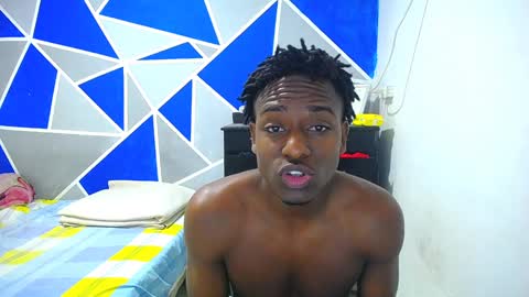 Snapshot of big_black11 chatting on February 3, 9:52 am big_black11 online show from February 3, 9:52 am
