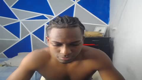 Snapshot of big_black11 chatting on February 16, 11:27 am big_black11 online show from February 16, 11:27 am