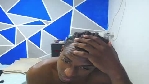 Snapshot of big_black11 chatting on February 27, 2:10 pm big_black11 online show from February 27, 2:10 pm