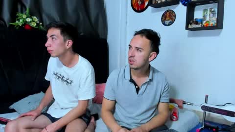 john and cris online show from May 7, 10:09 am