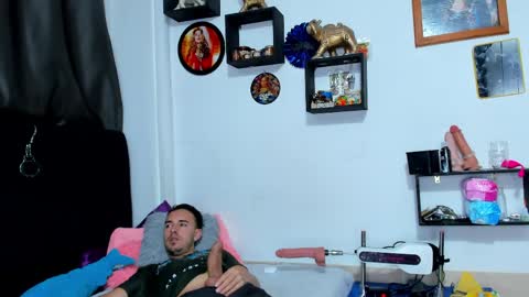 john and cris online show from May 8, 2:11 pm
