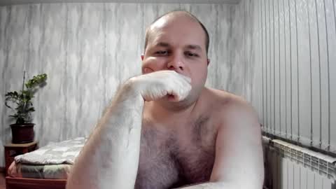 big_fat_guy1992 online show from March 12, 1:30 pm