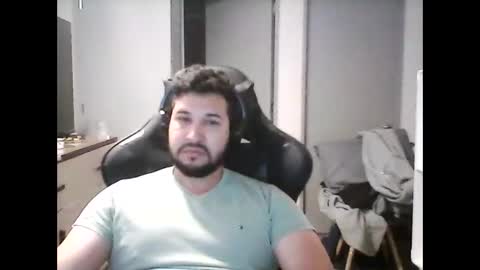 Snapshot of big_latin_boy_full_cum chatting on December 23, 11:36 am latinBoyHuge online show from December 23, 11:36 am